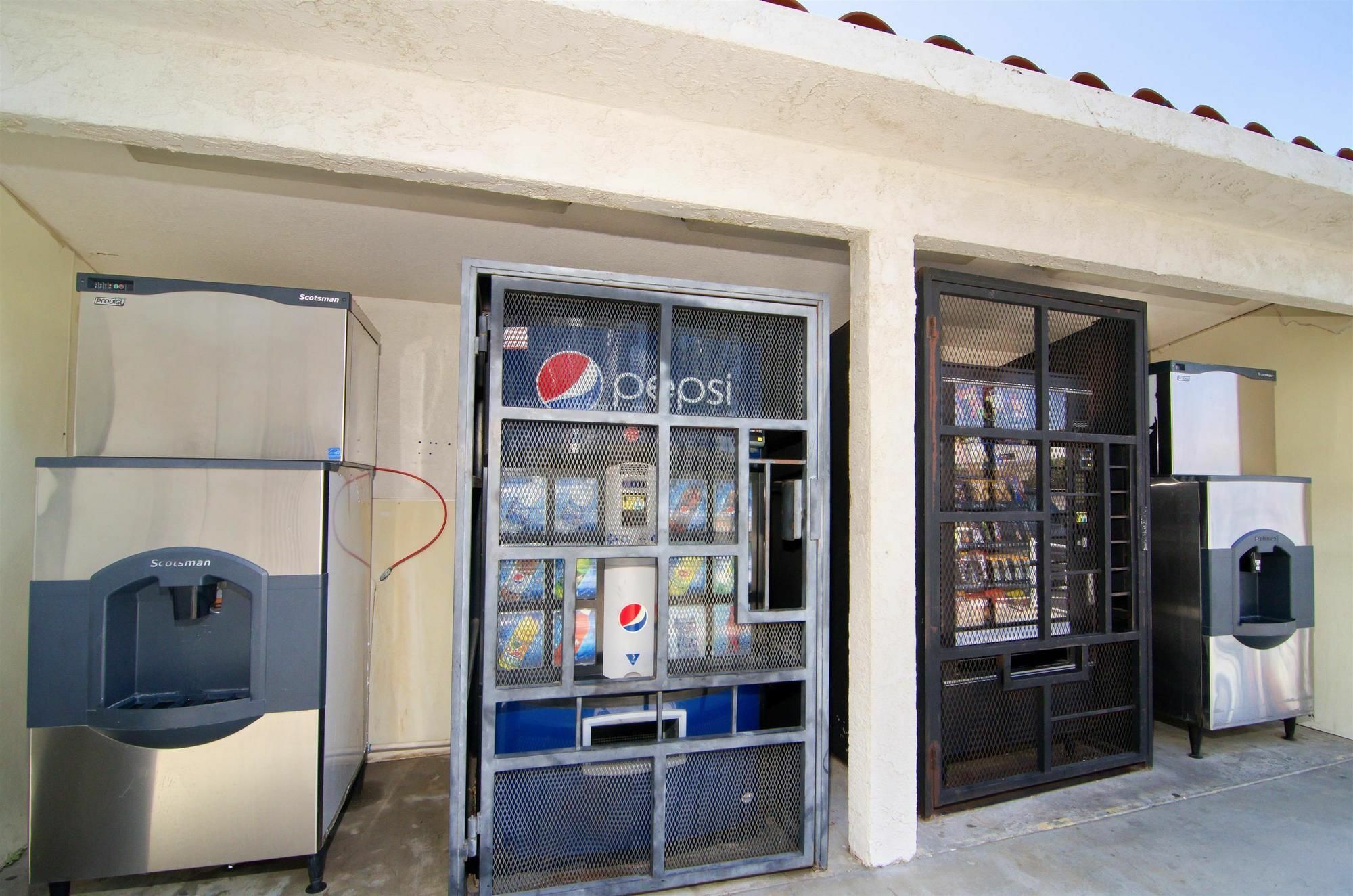 Motel 6-North Palm Springs, Ca - North Ngoại thất bức ảnh
