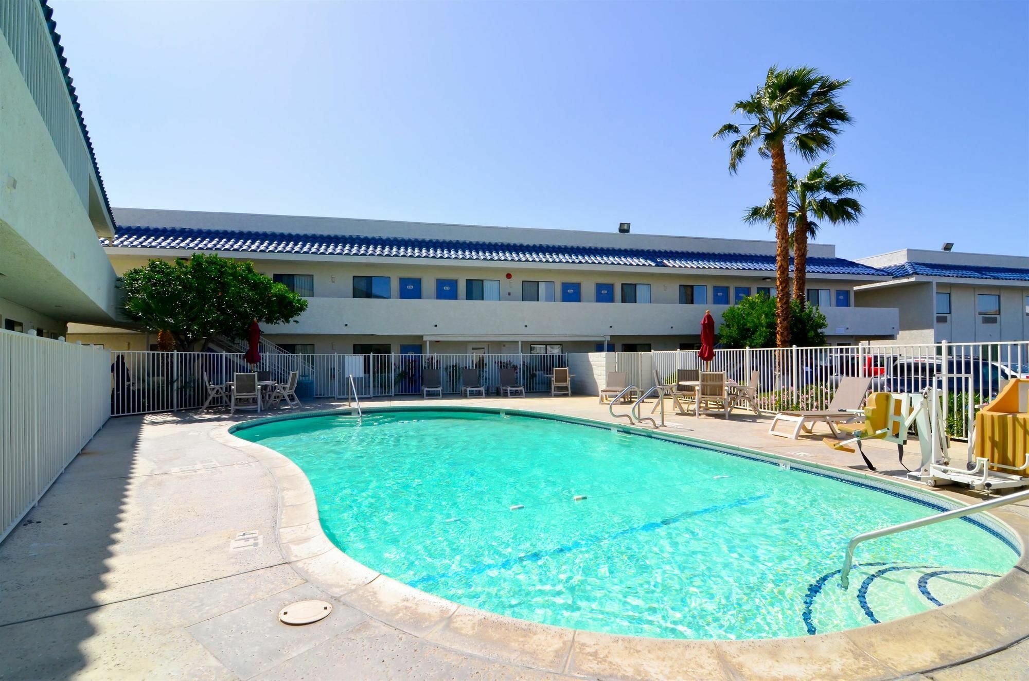 Motel 6-North Palm Springs, Ca - North Ngoại thất bức ảnh